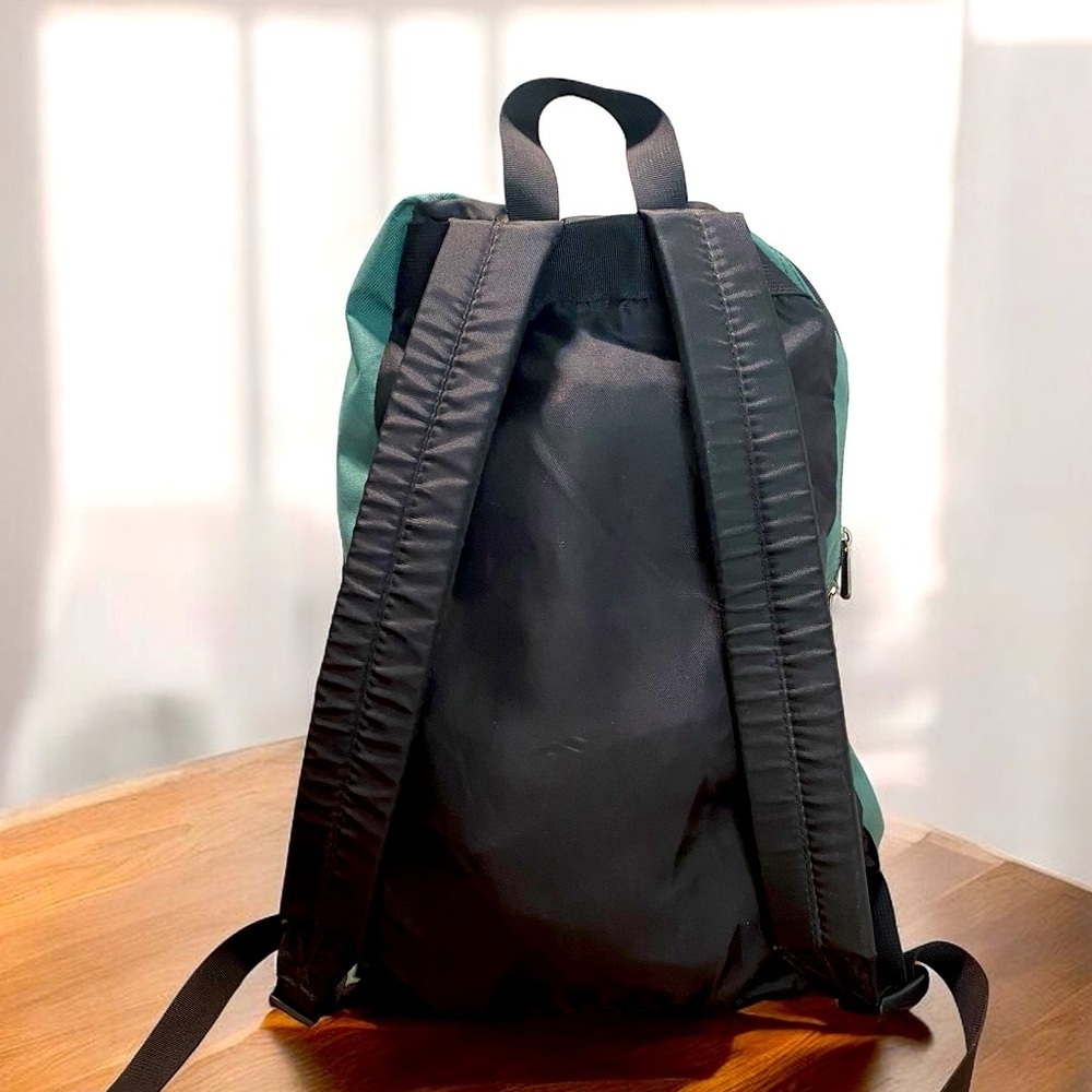 SOLD
NIKE RARE Olive Green Backpack preloved condition bag tote technical retro - Picture 4 of 13
